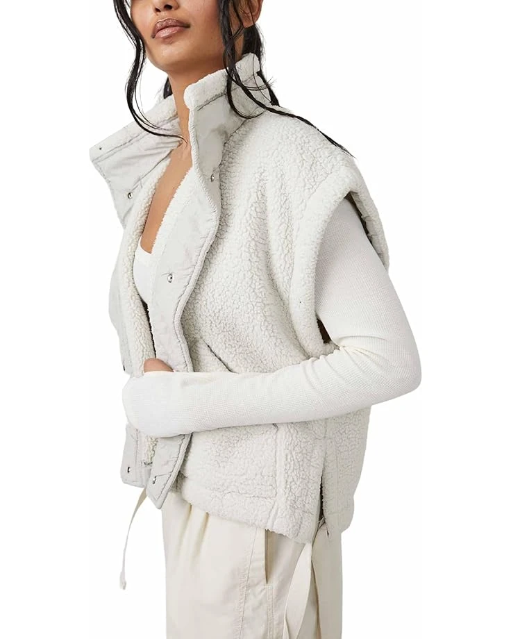 FP Movement Scout It Out Fleece Vest | Coats & Outerwear 4 FP Movement Scout It Out Fleece Vest | Coats & Outerwear - Image 2